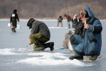 о чем необходимо знать, если собираетесь на зимнюю рыбалку - фото - 1