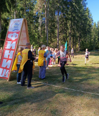 на спортивной базе в Лесхозе прошёл муниципальный легкоатлетический кросс, посвящённый Дню освобождения Смоленщины от немецко-фашистских захватчиков - фото - 3