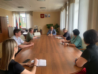 проведено рабочее совещание, по вопросу состояния подростковой преступности на территории муниципального образования «Шумячский муниципальный округ» Смоленской области - фото - 1