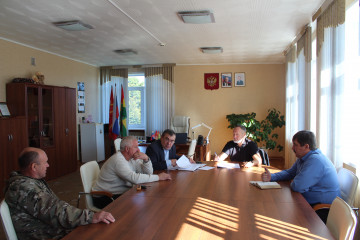 провели рабочую встречу с представителями охотничьих хозяйств - фото - 1