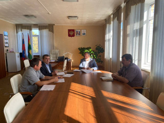 провели встречу с представителем малого бизнеса - фото - 1