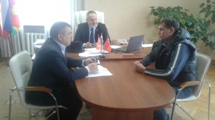 провели рабочую встречу с председателем СПК "Искра" - фото - 1