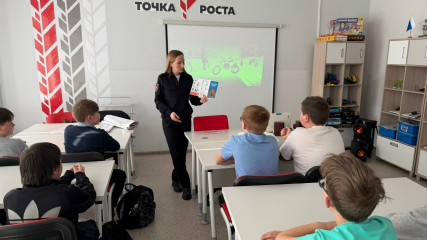 "мотодвижение — без нарушений!": - Сотрудники Госавтоинспекции МО МВД России «Рославльский» провели акцию по безопасности дорожного движения для юных участников дорожного движения - фото - 10