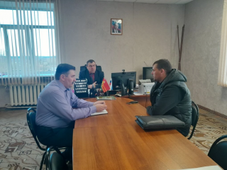 провели рабочую встречу с председателем СПК "ИСКРА" - фото - 1