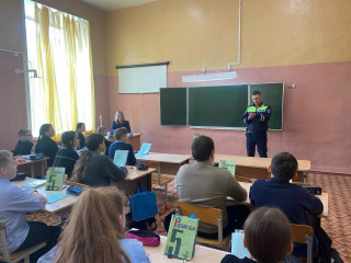 «пдд:учим,знаем, соблюдаем» - акцию под таким названнием провели сотрудники дорожно патрульной службы с несовершеннолетними - фото - 3